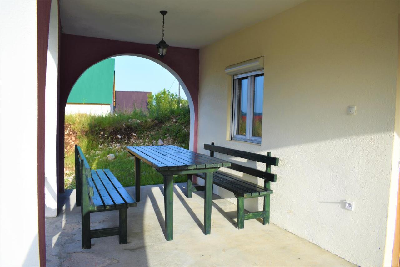 זבליאק Apartmani Mitrovic מראה חיצוני תמונה