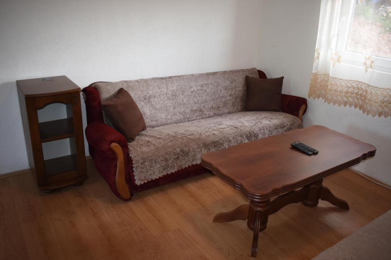 זבליאק Apartmani Mitrovic מראה חיצוני תמונה