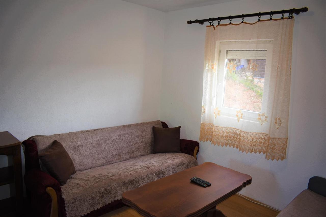 זבליאק Apartmani Mitrovic מראה חיצוני תמונה